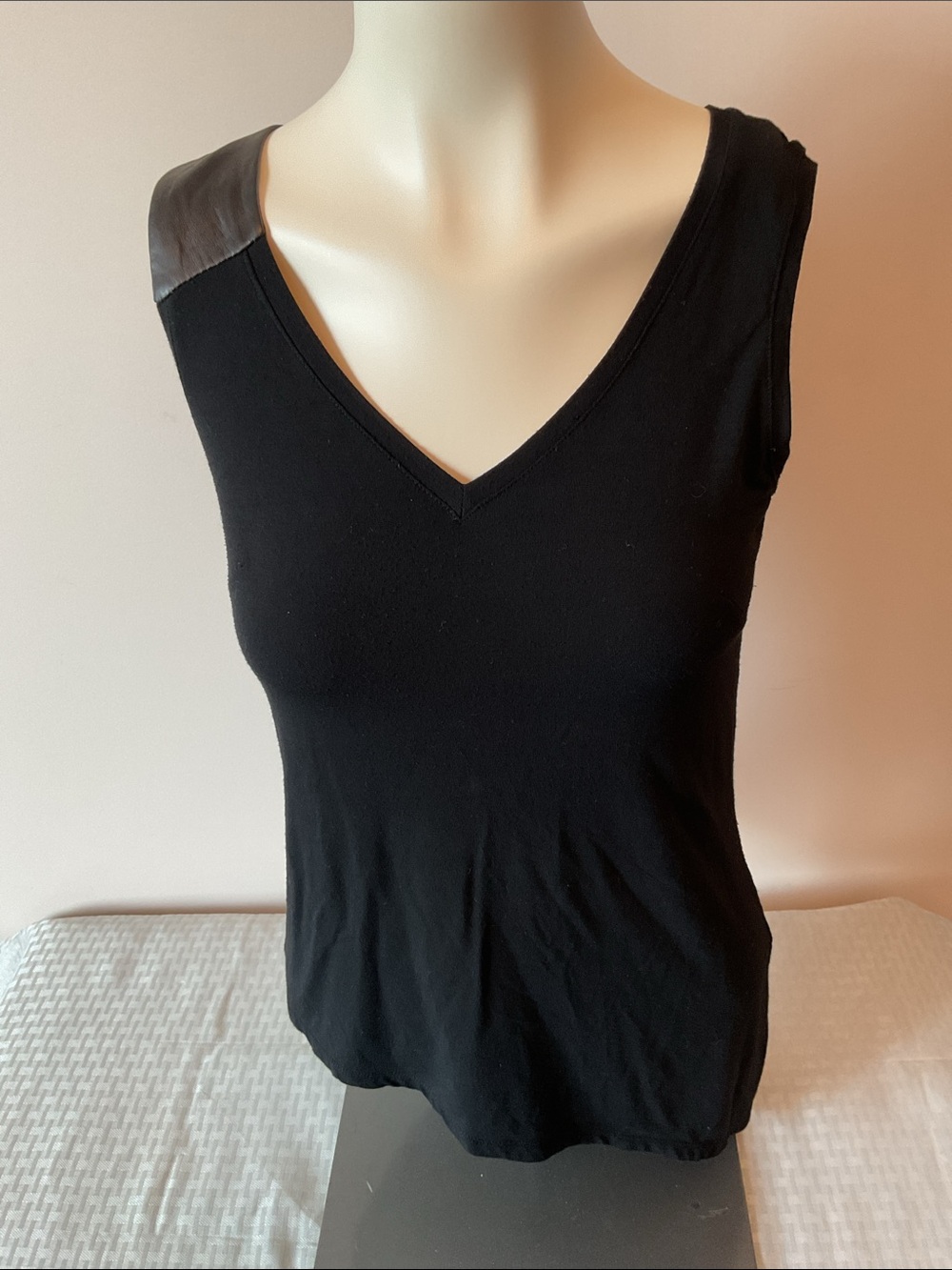 Danier Black Italian Leather-Trim Top - Picture 4 of 8